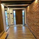 Gorf House * Krapivnik