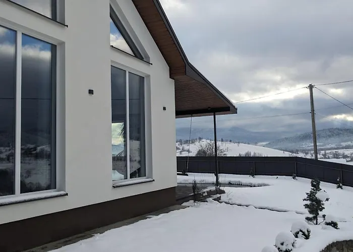 Semesterbostad Gorf House Krapivnik